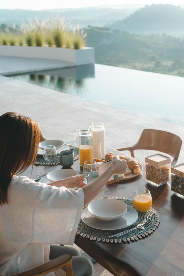 Luxury Ocean View Villas With Private Cook And Free Gym Membership Kuta  외부 사진