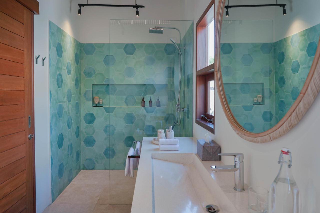 Luxury Ocean View Villas With Private Cook And Free Gym Membership Kuta  외부 사진