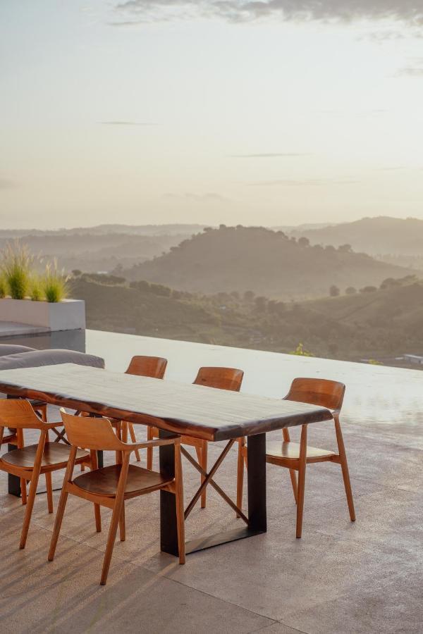 Luxury Ocean View Villas With Private Cook And Free Gym Membership Kuta  외부 사진